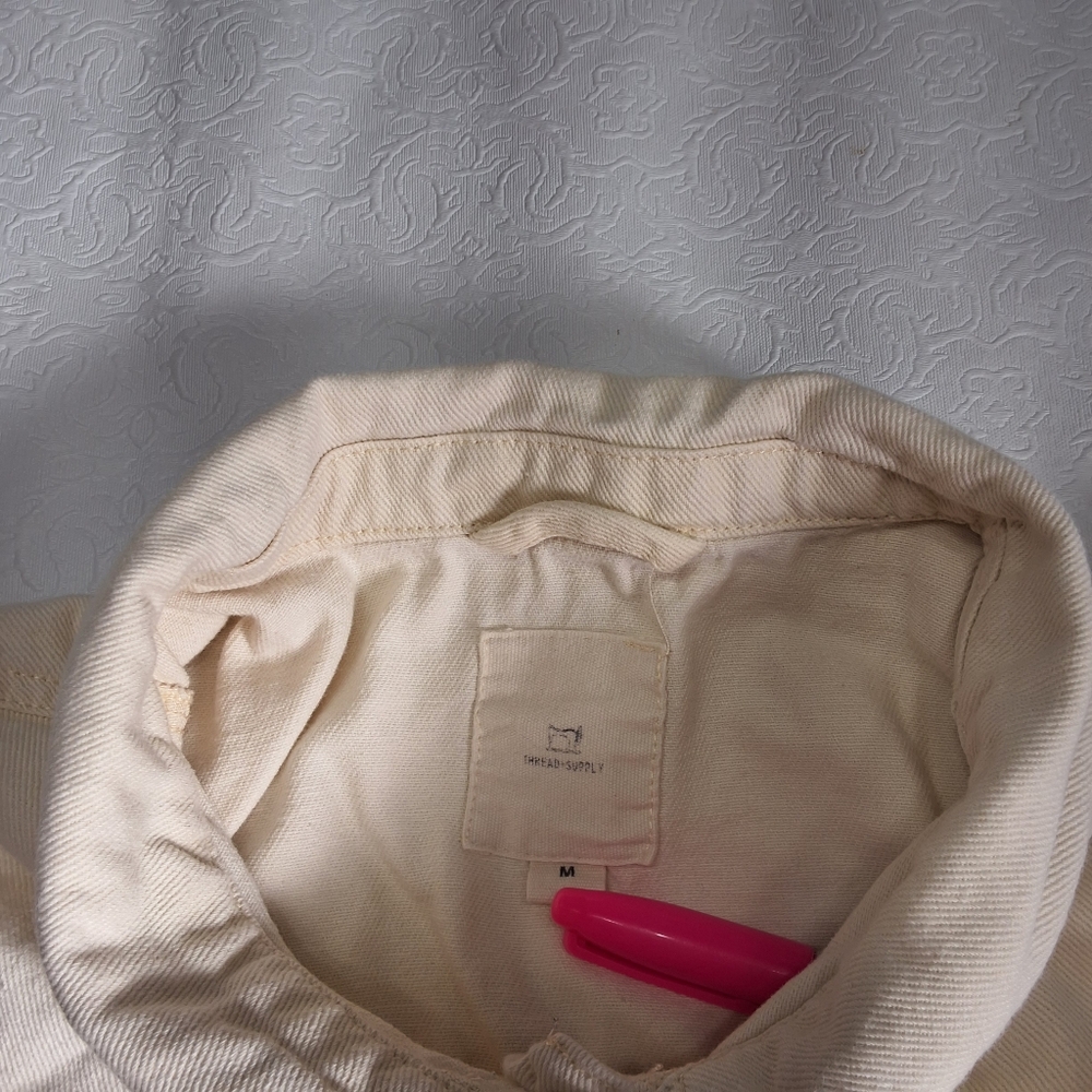 Thread & Supply Pastel Yellow Button Down Shirt Size M . - Picture 7 of 8